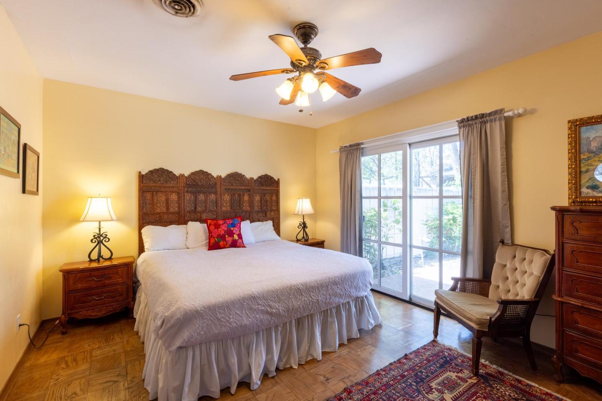Casa Blanca Inn And Suites 法明顿 外观 照片